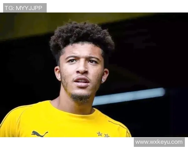 足球明星跨年头像女神秘魅力展现新年祝福与时尚风采